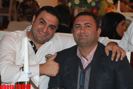 Emil Bədəlov ilin toyunu çaldırdı (FOTO)